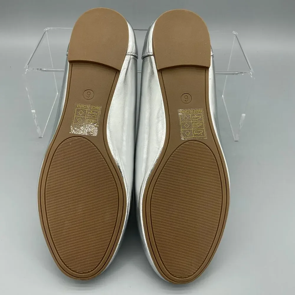 NEW Journee Collection Women’s Kavn Comfort Sole Ballet Flats Silver Size 6WD